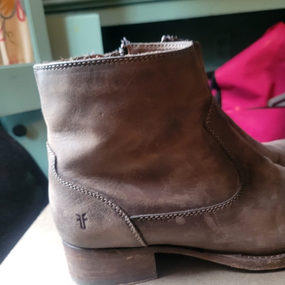 Brown Frye Boots - Picture 4 of 9